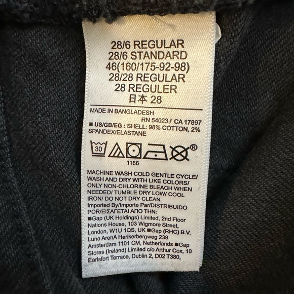 GAP Vintage Slim Mid Rise Cropped Jeans - Size 28 - Black - Picture 8 of 11